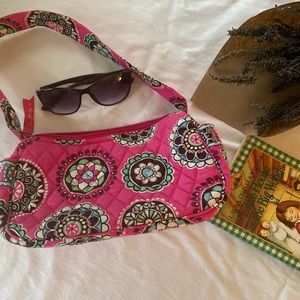 💚 VERA BRADLEY “Maggie” bag